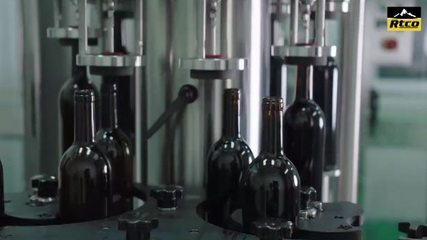 Custom bottle design & manufacturing