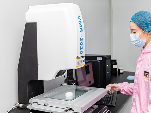 2D measurement machine for precision measurements